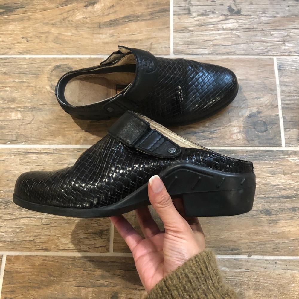Ariat | Black Woven Leather Slingback Clogs Mules